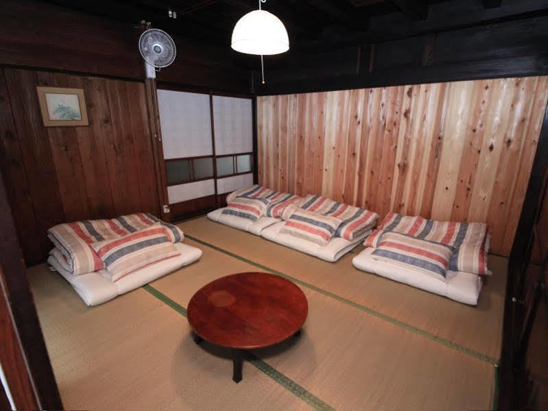 Shirakawa-Go Hostel Exterior photo